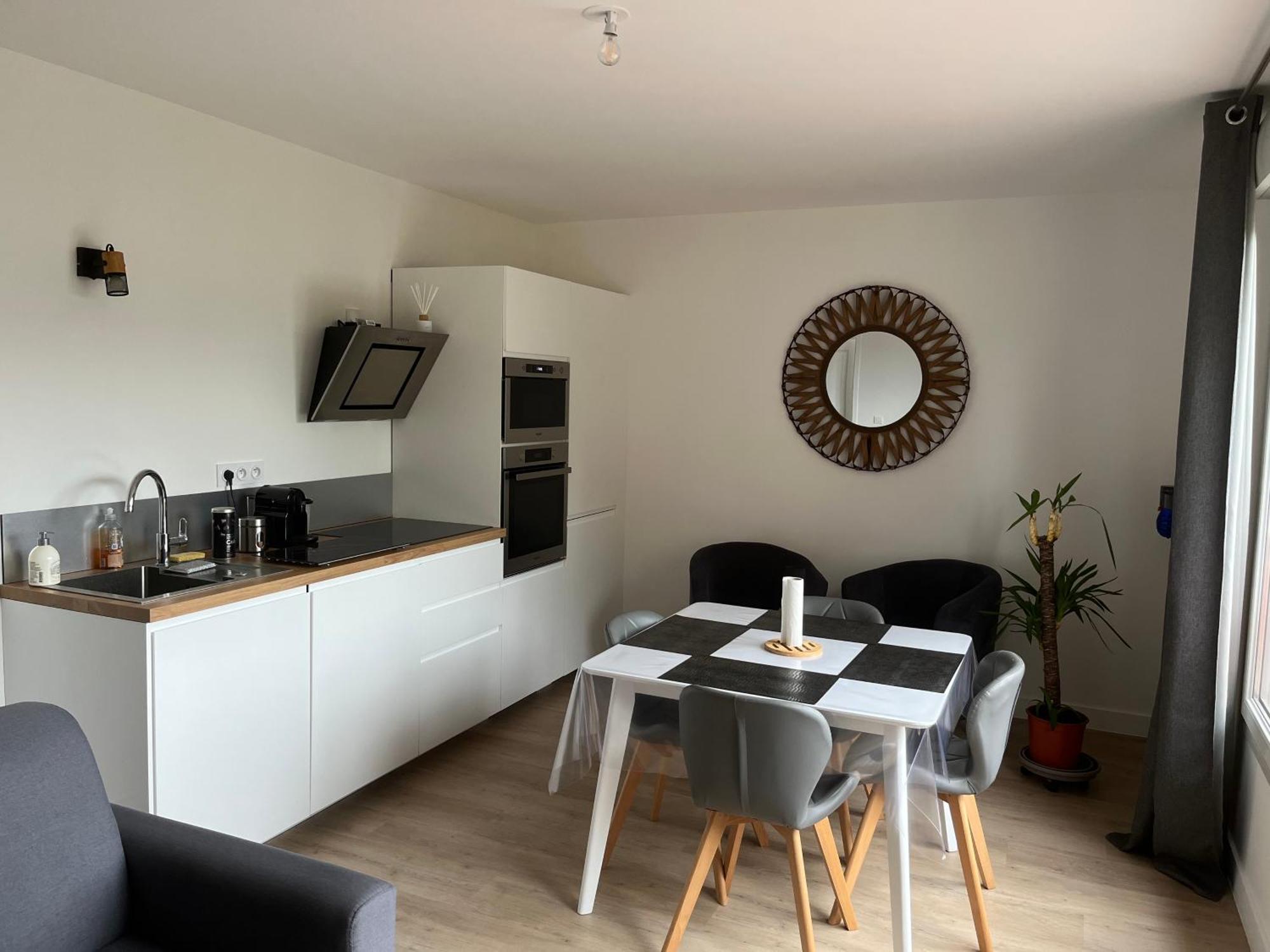 Appartement Tout Confort Brehal Екстер'єр фото